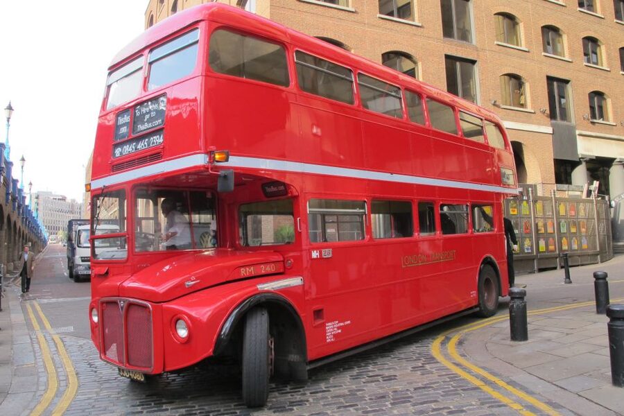 Secret London Tour by Bike - Tower of London and Thames Stories: History With a Side of Darkness
