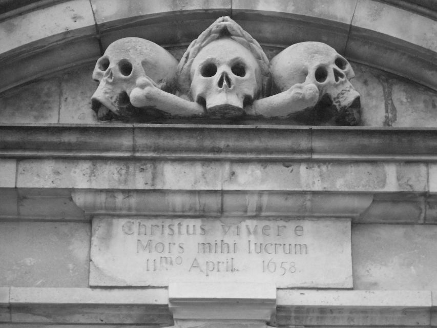Secret Old London Walking Tour - Starting at Barbican and walking into old London’s shadow