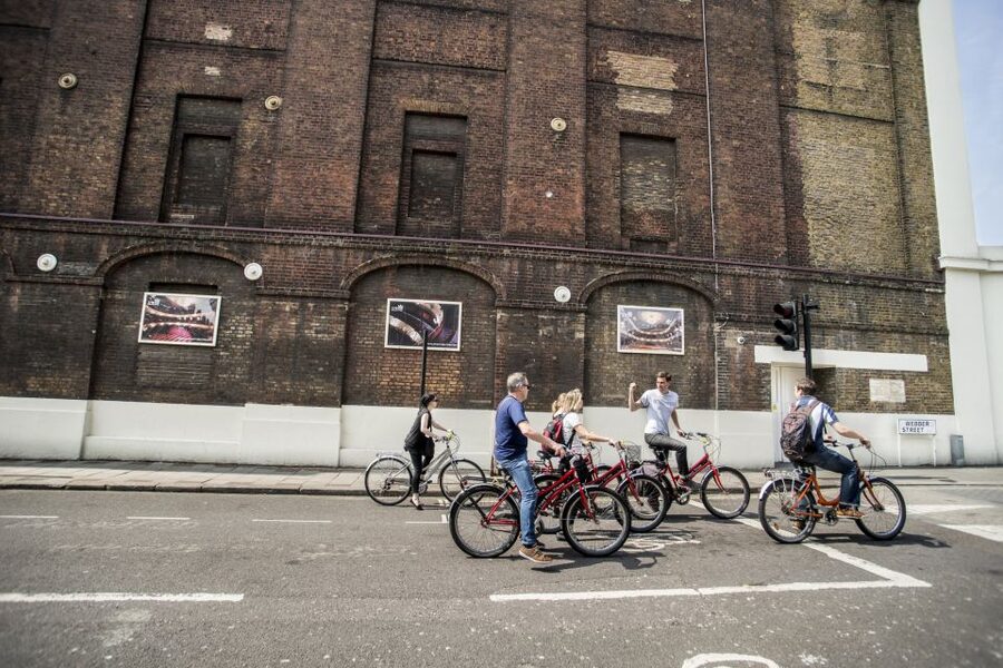 Secrets of London Bike Tour: Thames, Tower Bridge & Market - Lunch at London’s market: what you can do with the time