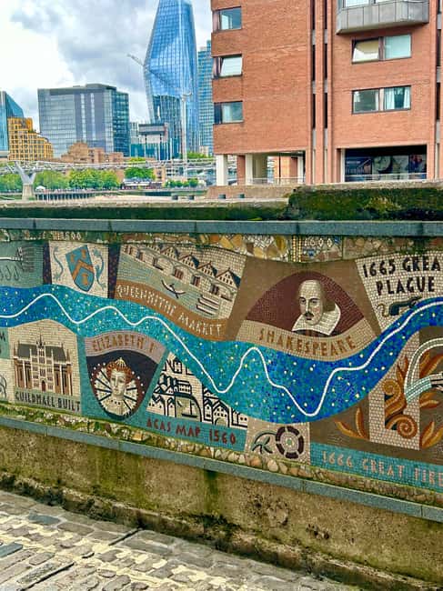 Shakespeare Promenade - The Barbican Centre Break, a 20-Minute Reset in RSC Territory