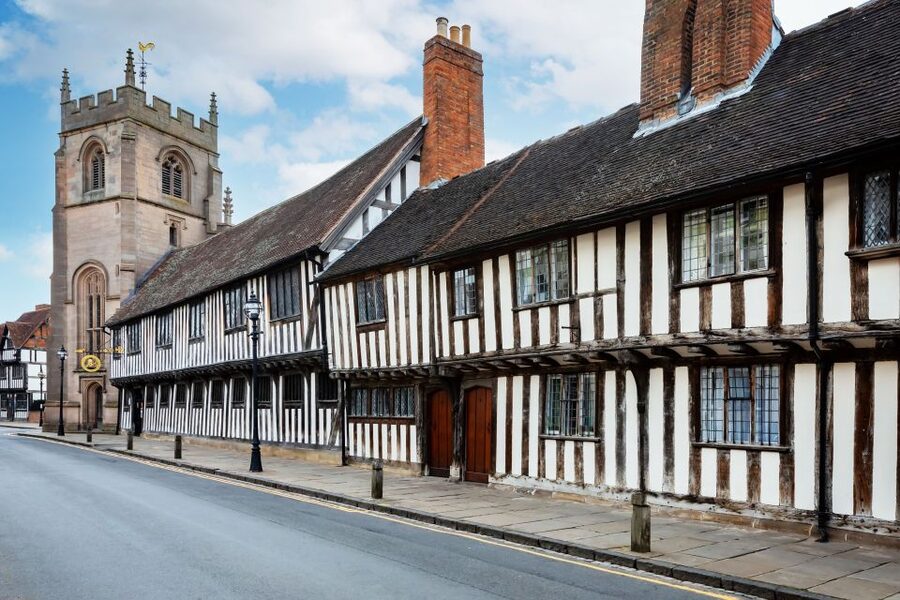 Shakespeare's Schoolroom and Guildhall Entrance Tickets - Short film by Michael Wood: a useful primer, not a time sink