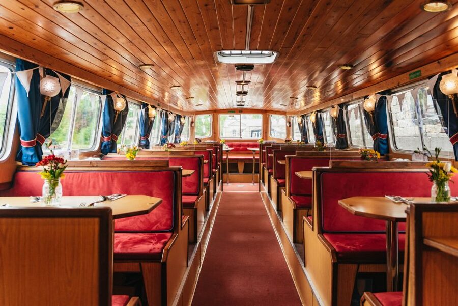 Skipton: 2-Hour Afternoon Tea Cruise - How to enjoy the boat, even if the weather is not on your side