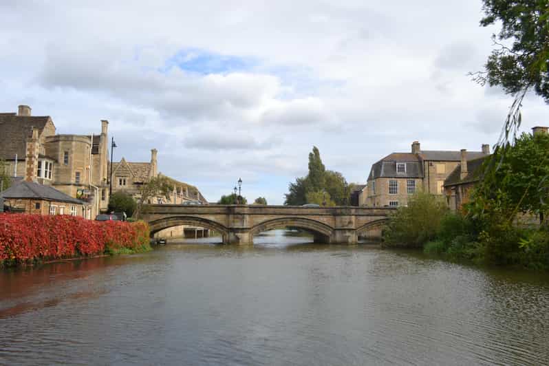 Stamford: Guided Walking Tour of Stamford - Why Stamford’s stonework feels different in person