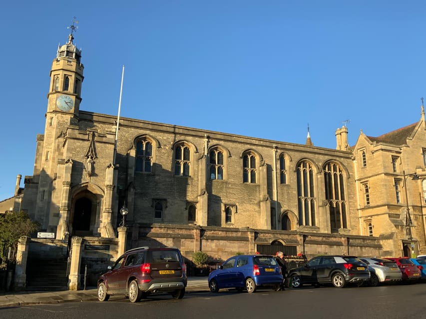 Stamford: Guided Walking Tour of Stamford - Meet your guide: Mayor’s Guides and the storytelling style
