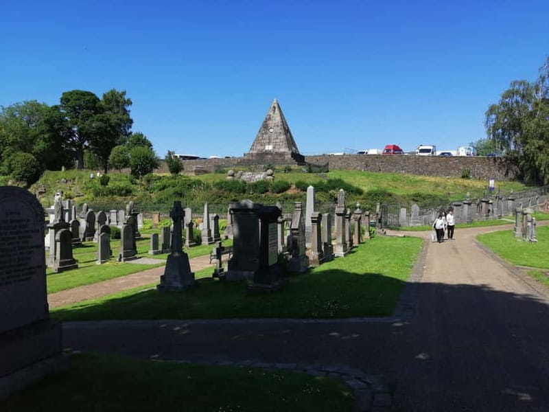 Stirling: Daily Guided Walking Tour with a Local Guide - Why Stirling is the Highlands gateway, and why this walk is the right length