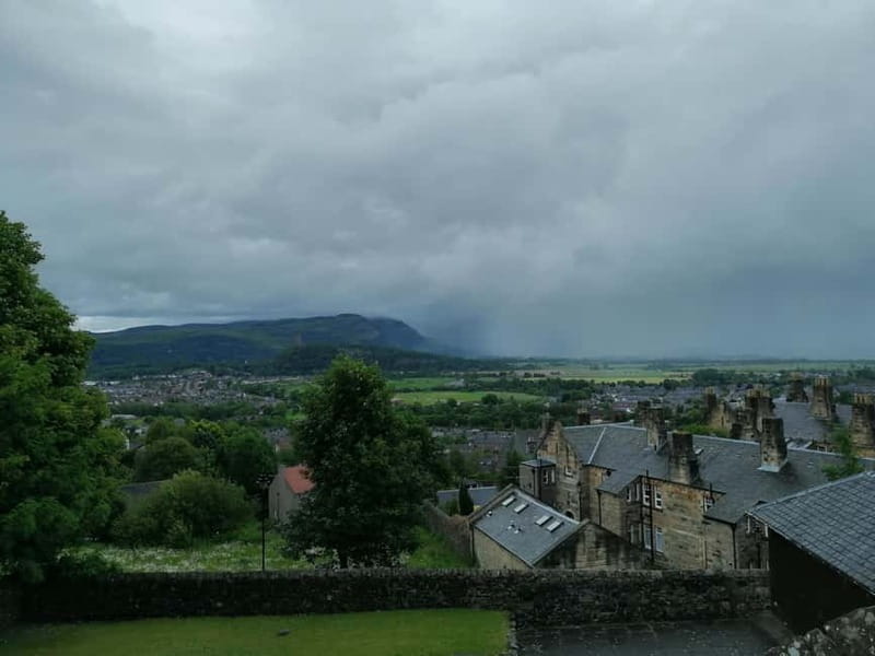 Stirling: Daily Guided Walking Tour with a Local Guide - Price and value: why about $20 buys more than you think