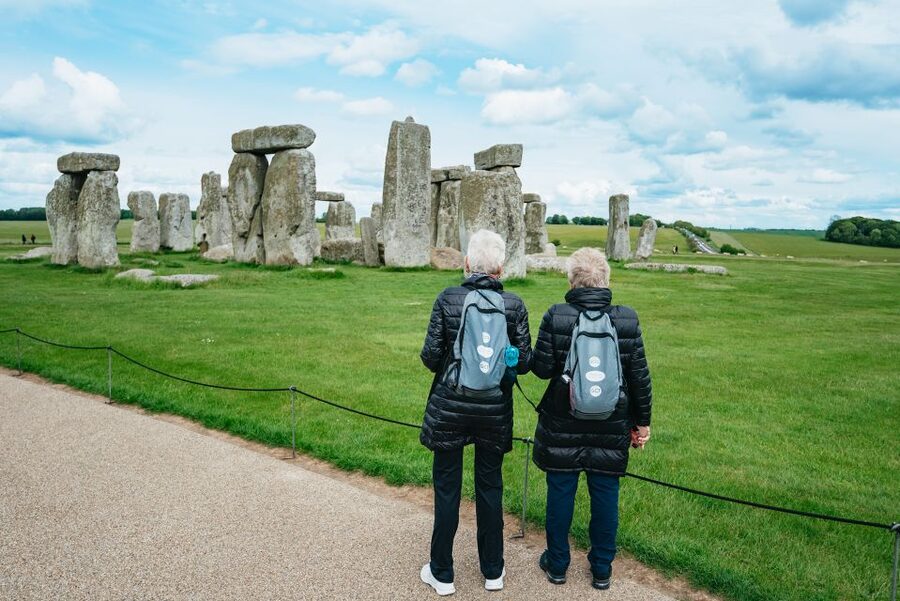 Stonehenge Admission Ticket - Getting to the Stones: Buses, Walking Time, and Photo Timing