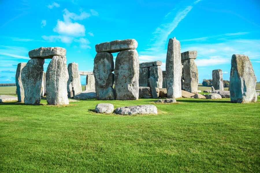 Stonehenge & Bath: Full-Day Coach Tour from London - The drive and the guide: why the coach portion matters more than you think