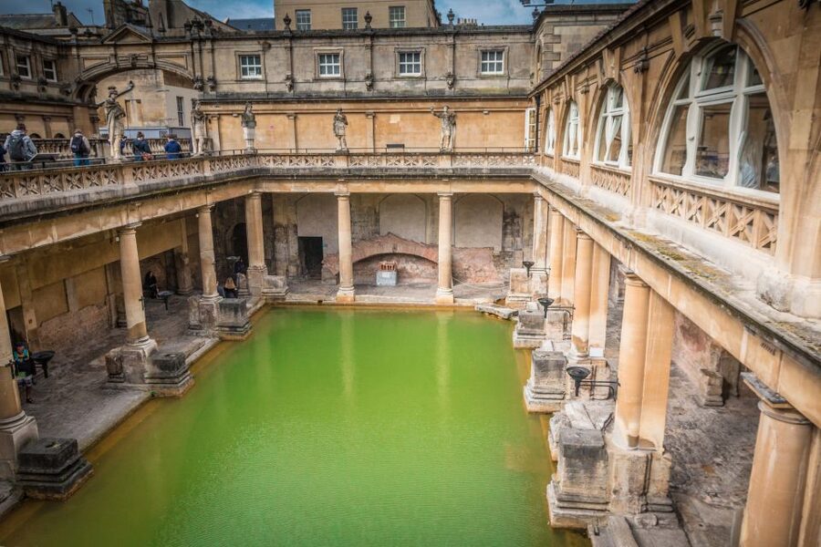Stonehenge & Bath: Full-Day Coach Tour from London - Comfort, pacing, and group realities on a coach tour