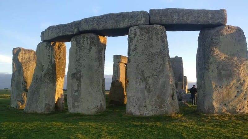 Stonehenge: Shared Half-Day Tour from Bath for 2-8 Guests - Where you start in Bath and what the ride adds to the day