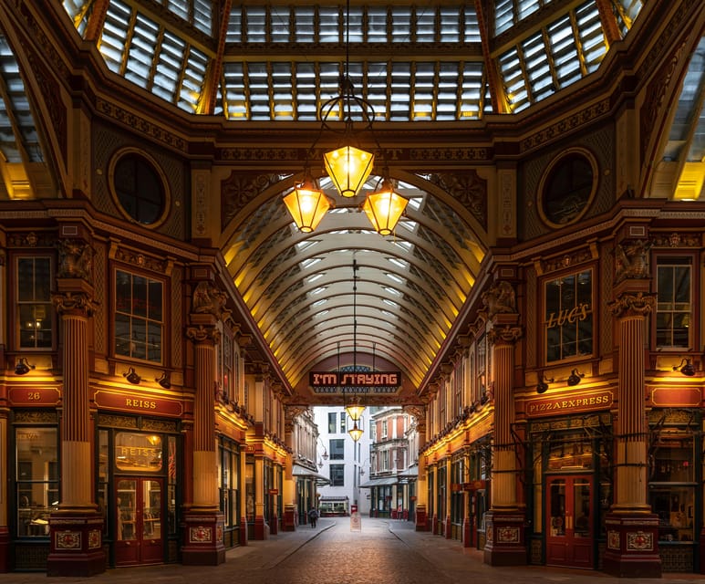 The most complete and exclusive Harry Potter tour in London - London context beyond Harry Potter, including other film hits