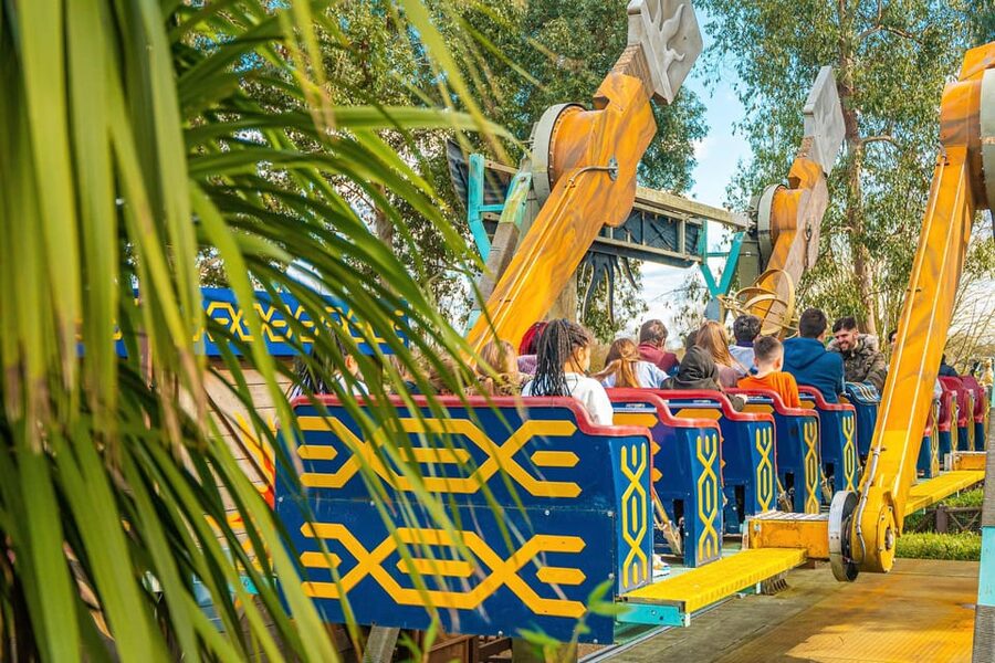 THORPE PARK Resort: Entrance Ticket - Angry Birds Land: the 4D experience plus Detonator’s 100ft drop