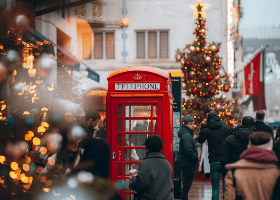 Top London Sights Tour - Christmas Day Special! - Buckingham Palace and The Mall in the Christmas quiet