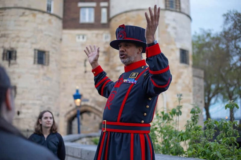 Tower of London After Hours with Beefeater & Keys Ceremony - Key things that make this Tower night tour special