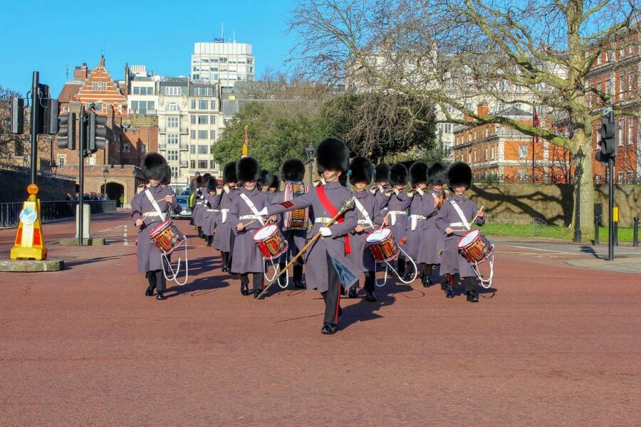 Tower of London: Beefeater Opening Ceremony & Crown Jewels - The 75-Minute Tower Tour: Fast, Focused, and a Bit of a Sprint