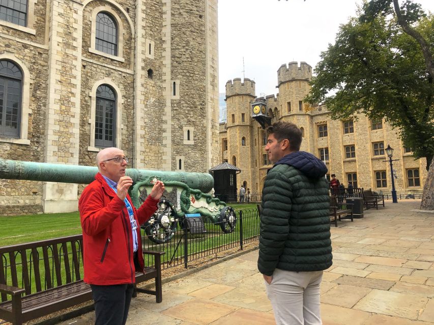 Tower of London: Early Access with Crown Jewels & Beefeaters - Why early access changes everything at the Tower of London