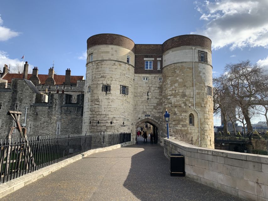 Tower of London Kid-Friendly Private Tour - Key things to know before you go