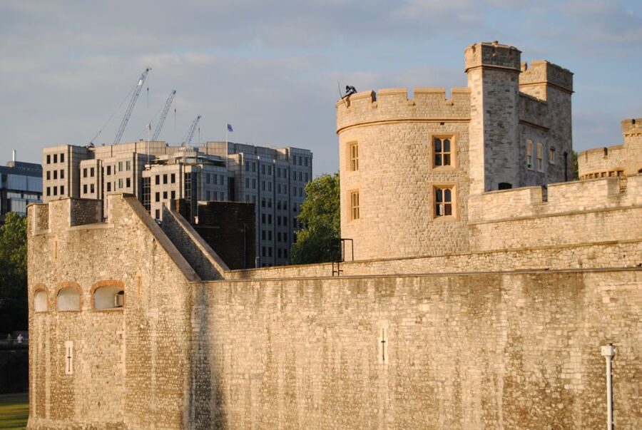 Tower of London Private Guided Tour - Language matters in a private tour