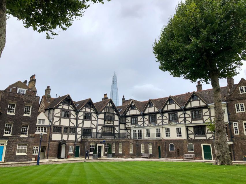Tower of London Private Tour - How the Tower Changed Jobs: Zoo, Mint, Armory, and Observatory