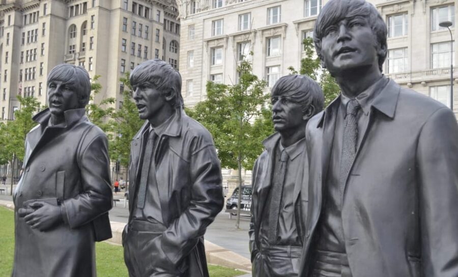 Ultimate Beatles Ticket to Ride Half Day -Small Groups - Starting point at the waterfront: Titanic Engine Room Heroes