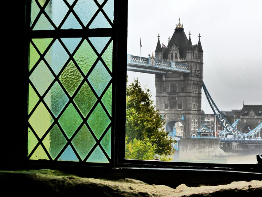 Ultimate Tower of London, Beefeater Welcome & Crown Jewels - Price at about $160, and why it can still feel fair