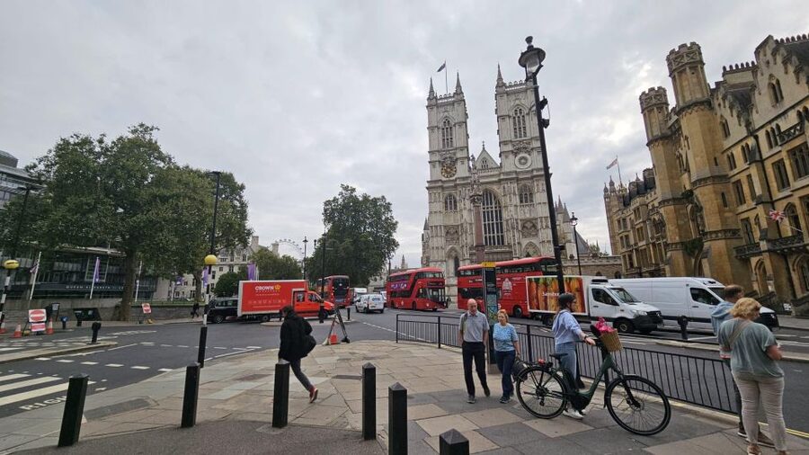 VIP Westminster Abbey & Upper Gallery and Buckingham Palace - Cloisters first: where the tour slows down for photos and meaning