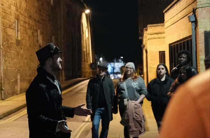 Warwick: Ghost, Crime & Murder Walking Tour - Key things to know before you go