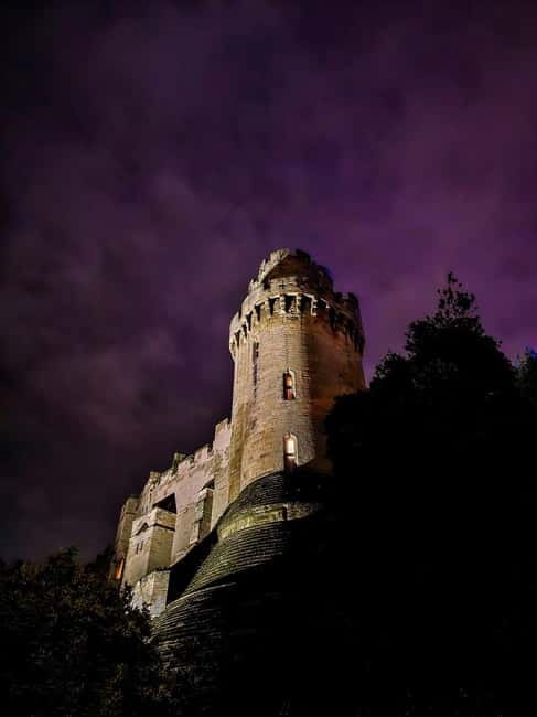 Warwick: Ghost, Crime & Murder Walking Tour - Lord Leycester Hospital: where the evening sets its tone