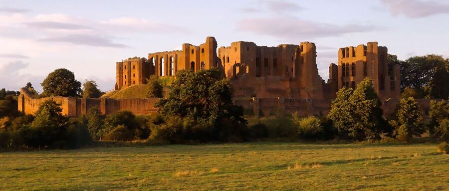 Warwickshire: The Explorer Pass by Shakespeare's England - Avon River boating and seasonal limits, when winter changes the plan
