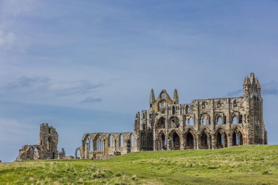 Whitby: Whitby Abbey Ticket - Old Church and Graveyard Stops, Including the 100 Steps and 199 Steps