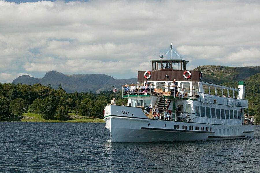 Windermere Red Cruise: Sail Between Bowness and Ambleside - Timing Tips: Beat the Crowds and Get Better Views