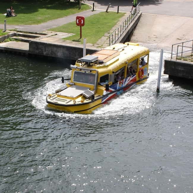 Windsor: Land and Water Amphibious Bus Sightseeing Tour - Splashdown on the Thames: how the river changes everything