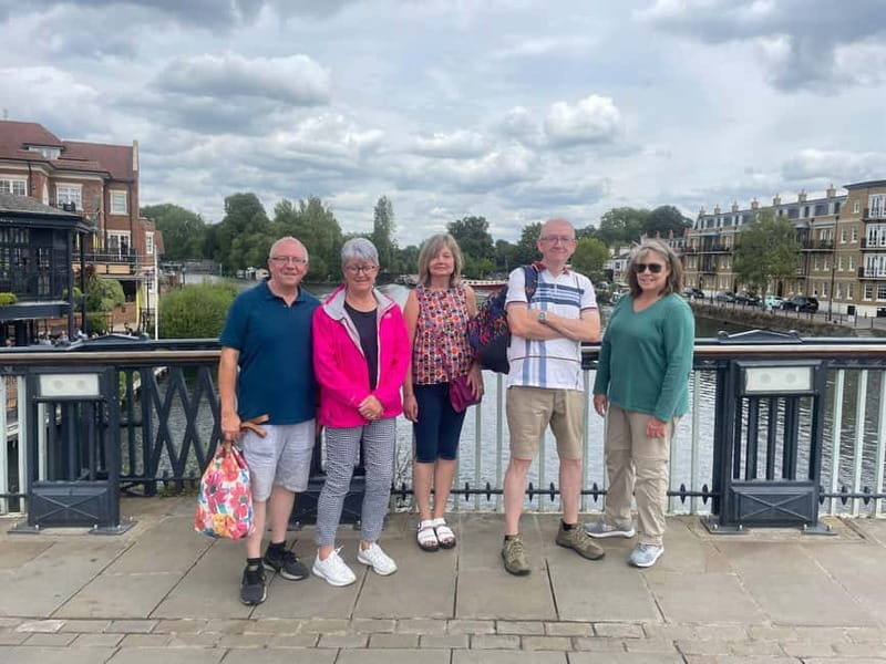Windsor Town Daily Walking Tour (11am & 2pm) - The Crooked House and the odd charm of old streets