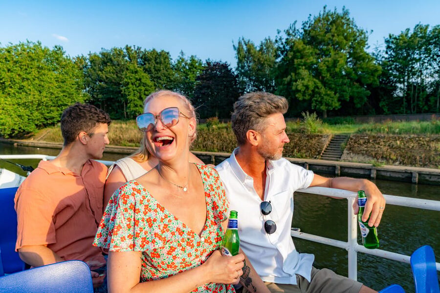 York: 60-Minute 'Happy Hour' Cruise For All Ages - City Views and Happy Hour Vibes on the River Ouse