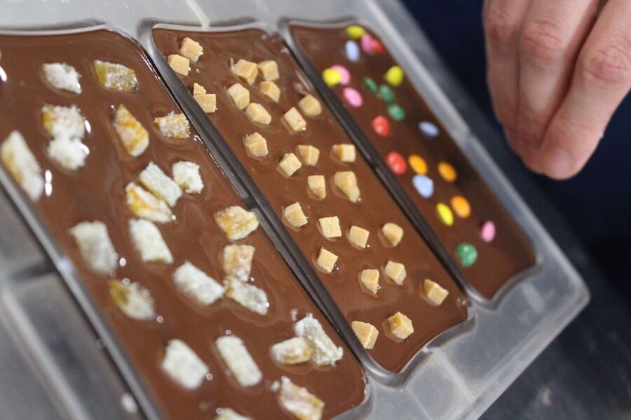 York: Chocolate Bar Making Workshop at York Cocoa Works - Pick white, milk, or dark, then build your bar