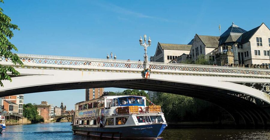 York: Daytime Sightseeing Boat Cruise with Live Commentary - Where You Board at King’s Staith Landing (And Why It’s Convenient)