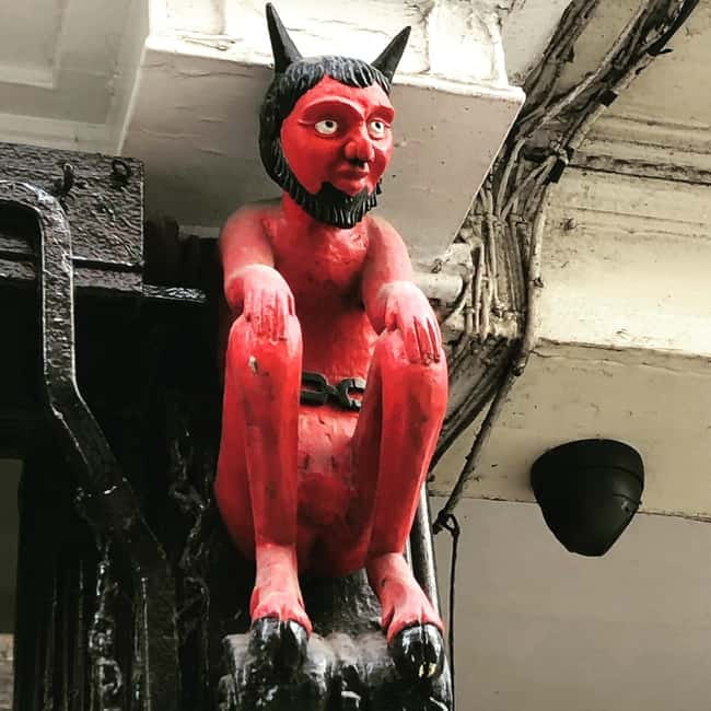 York: Forbidden Chronicles - York's true horror story. - How the guide keeps it moving, with stories that fit a real evening