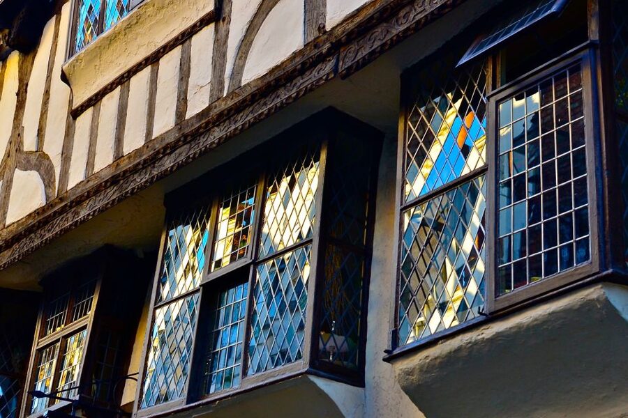 York: Private Guided Walking Tour - Walking the city wall: the best views with a simple choice