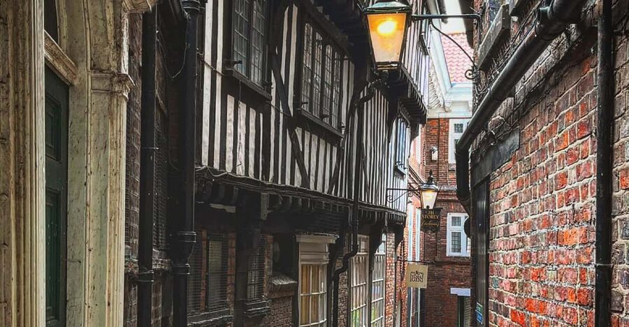 York’s Snickelways Story Walking Tour - Price and value: why $18 for 1.5 hours feels fair