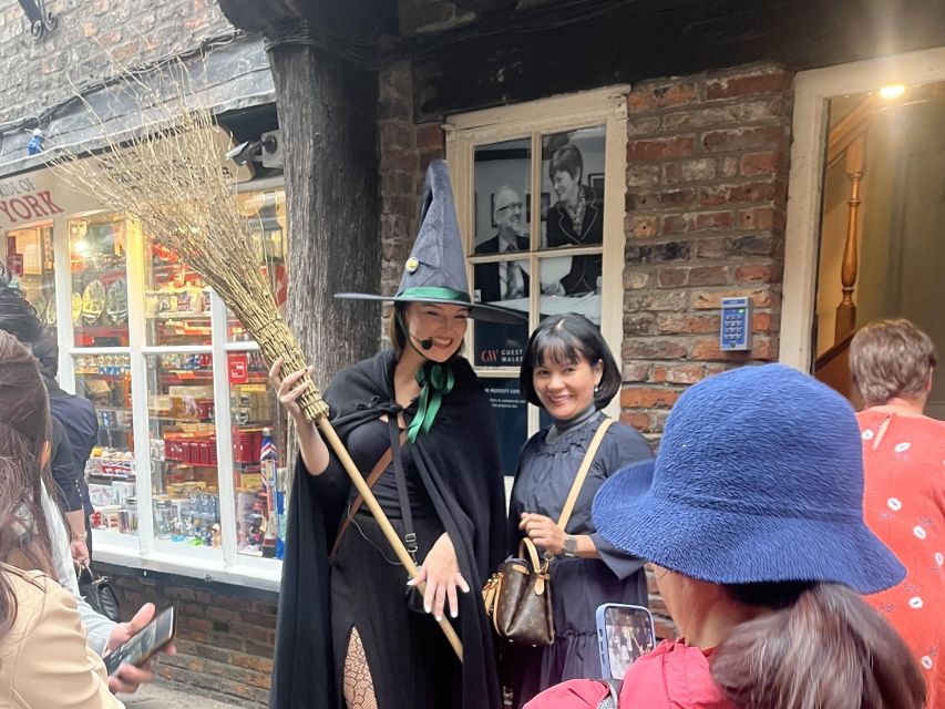 York: Witches and History Old Town Walking Tour - Starting at Whip-Ma-Whop-Ma-Gate, then slipping into story mode